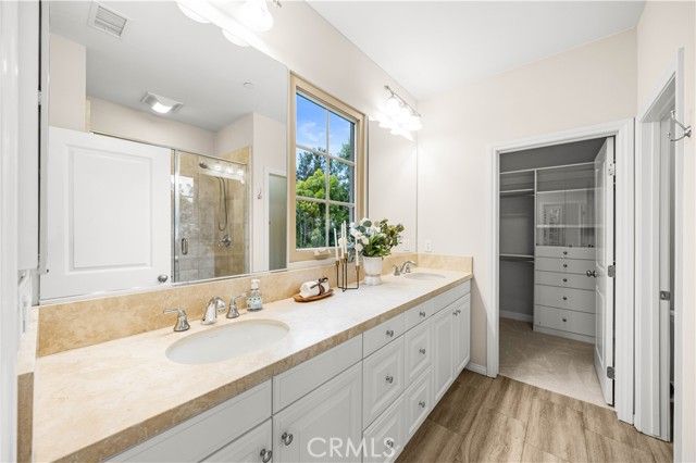 40 Bianco, Irvine, CA 92618
