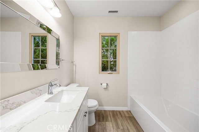 40 Bianco, Irvine, CA 92618