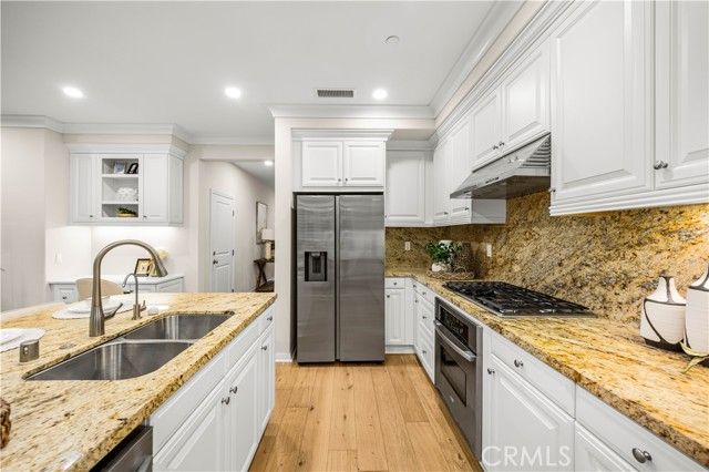 40 Bianco, Irvine, CA 92618