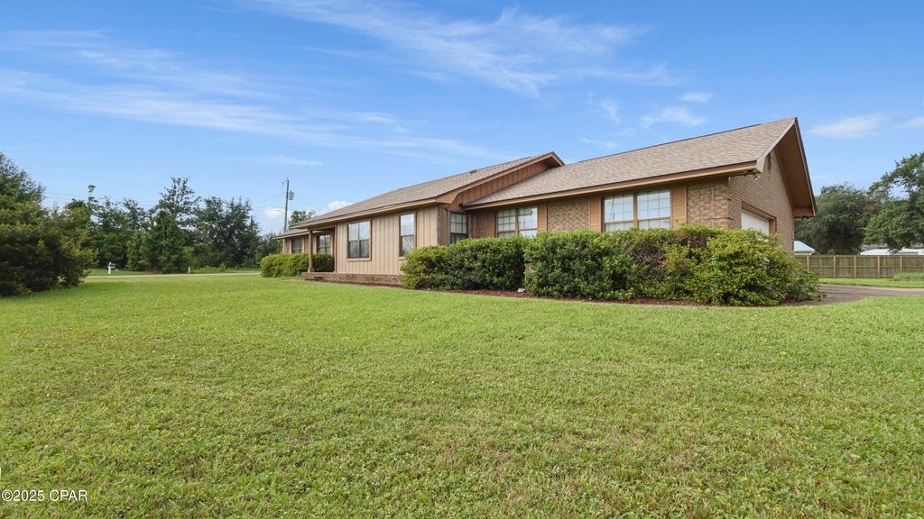1303 Wildridge Road, Lynn Haven, FL 32444