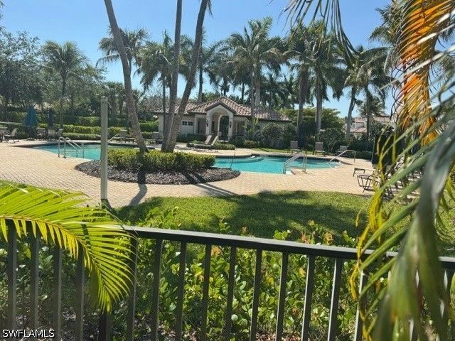 3730 Montreux LN 104, Naples, FL 34114