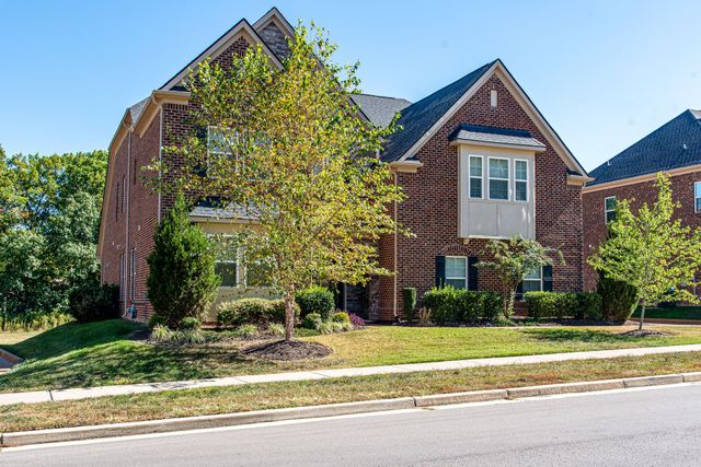 9810 Glenmore Ln, Brentwood, TN 37027