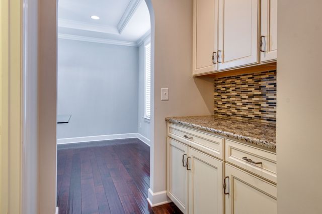 9810 Glenmore Ln, Brentwood, TN 37027