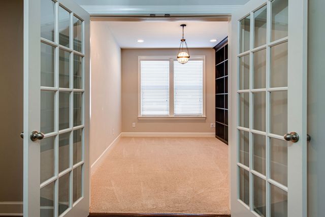 9810 Glenmore Ln, Brentwood, TN 37027