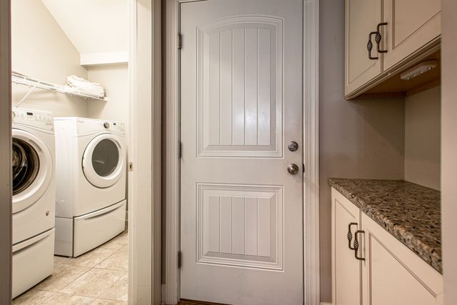 9810 Glenmore Ln, Brentwood, TN 37027