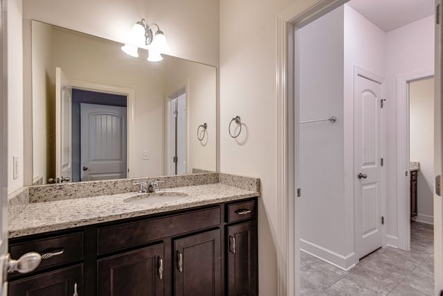 9810 Glenmore Ln, Brentwood, TN 37027