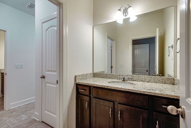 9810 Glenmore Ln, Brentwood, TN 37027