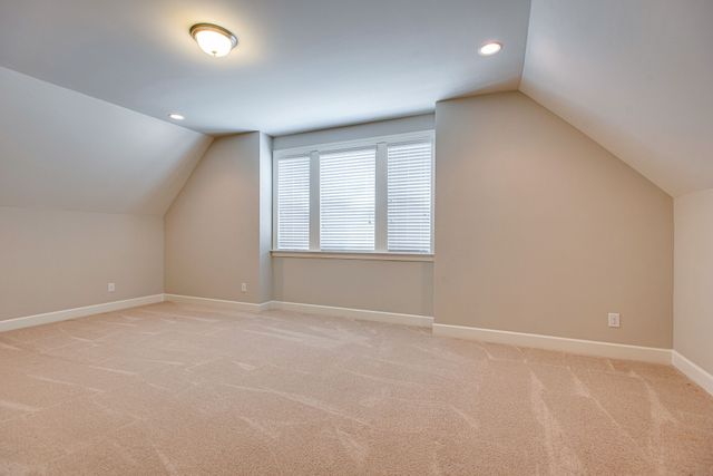 9810 Glenmore Ln, Brentwood, TN 37027