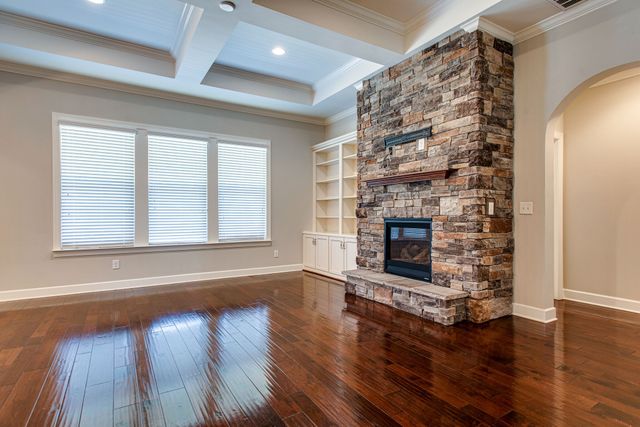 9810 Glenmore Ln, Brentwood, TN 37027
