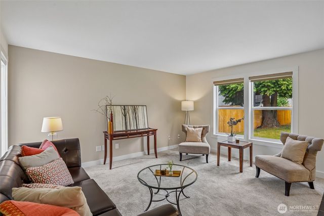 1213 N Frace Street, Tacoma, WA 98406