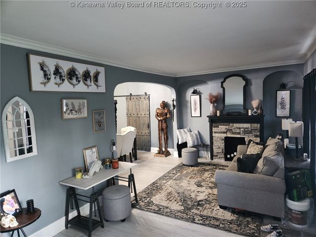 503 Montrose Drive, South Charleston, WV 25303