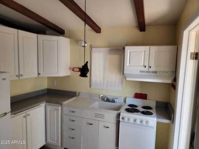 25712 W Steinbeck Drive, Morristown, AZ 85342