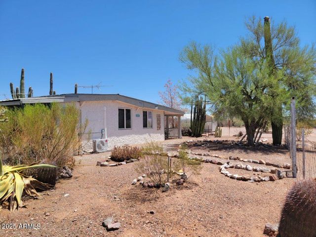 25712 W Steinbeck Drive, Morristown, AZ 85342