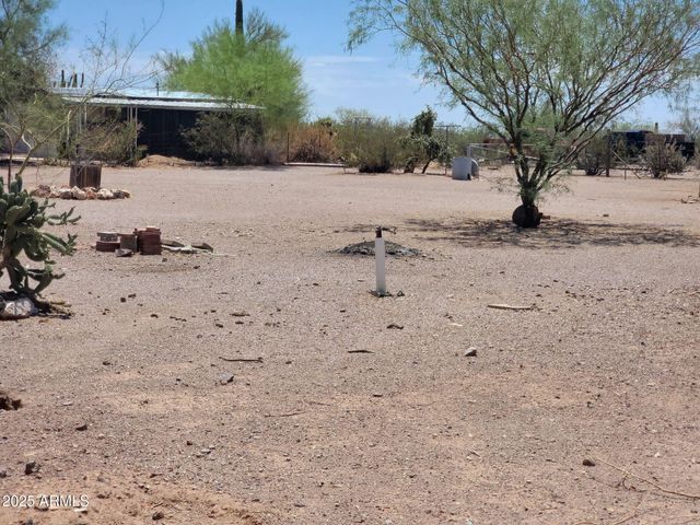 25712 W Steinbeck Drive, Morristown, AZ 85342