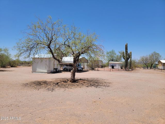 25712 W Steinbeck Drive, Morristown, AZ 85342