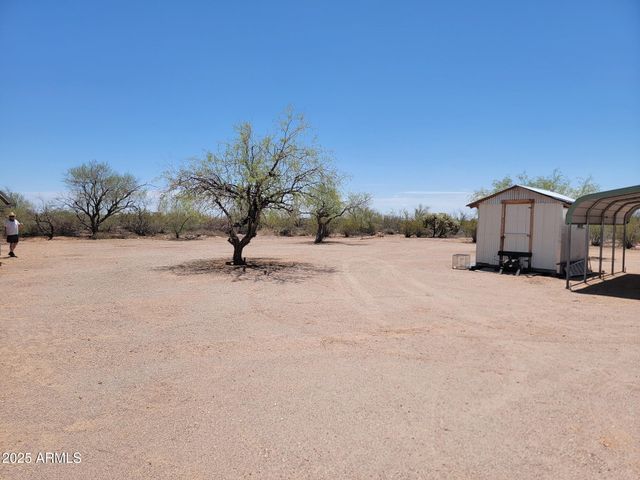 25712 W Steinbeck Drive, Morristown, AZ 85342