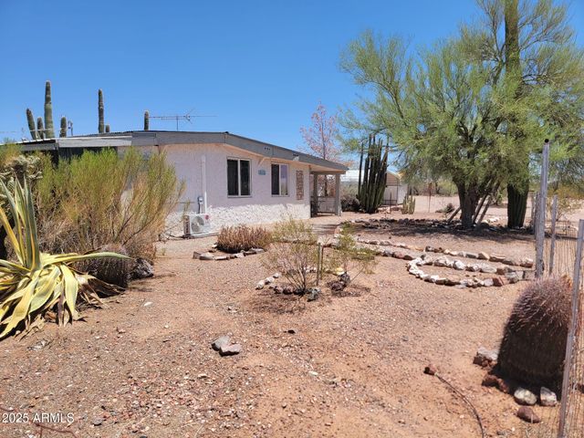 25712 W Steinbeck Drive, Morristown, AZ 85342