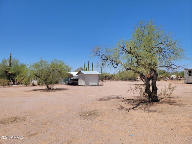 25712 W Steinbeck Drive, Morristown, AZ 85342