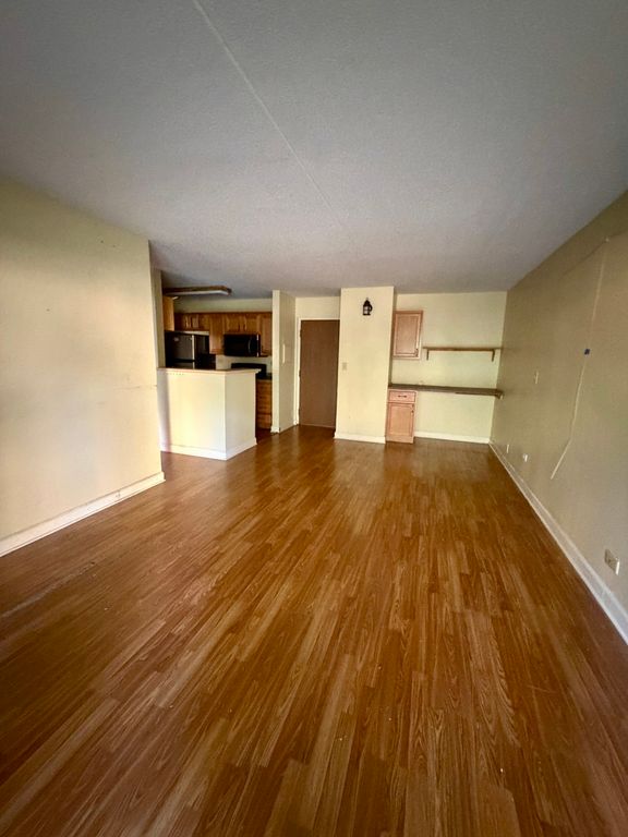 5600 N Astor Lane 116, Rolling Meadows, IL 60008 — photo 3