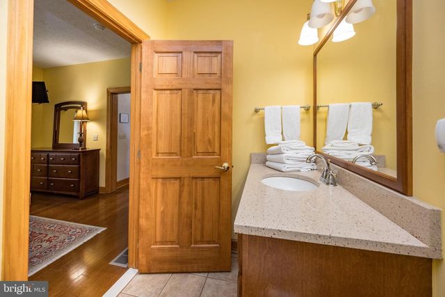 165 PARKSIDE NORTH CT, Mc Henry, MD 21541