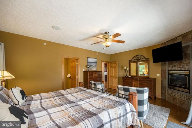 165 PARKSIDE NORTH CT, Mc Henry, MD 21541