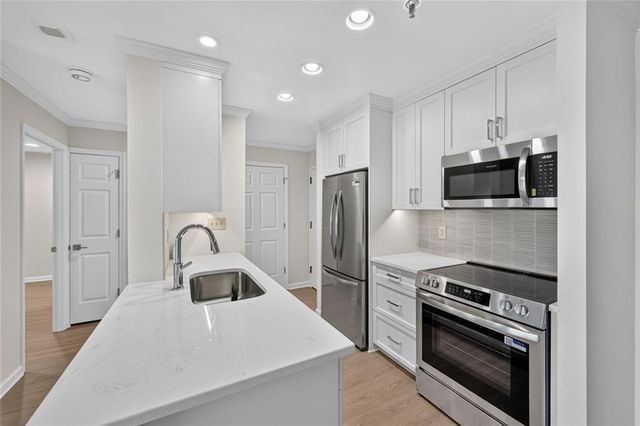300 Johnson Ferry Road NE B-603, Sandy Springs, GA 30328