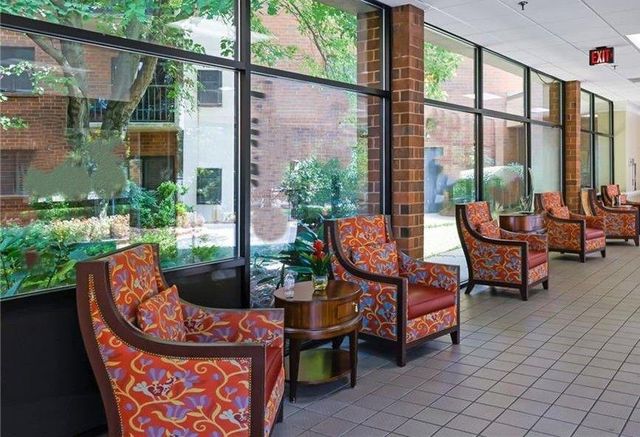 300 Johnson Ferry Road NE B-603, Sandy Springs, GA 30328
