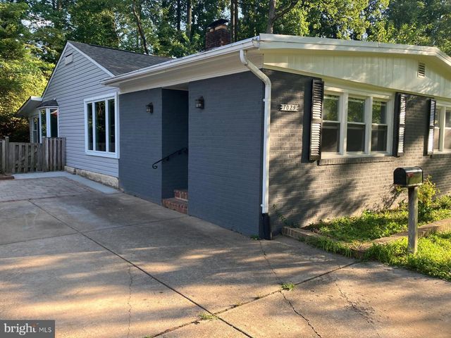 7029 WOODLEY LN, Falls Church, VA 22042