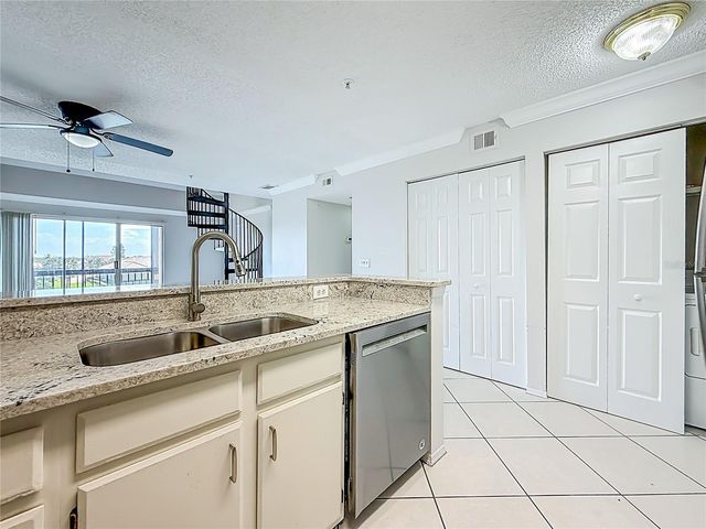 2400 FEATHER SOUND DRIVE 933, Clearwater, FL 33762