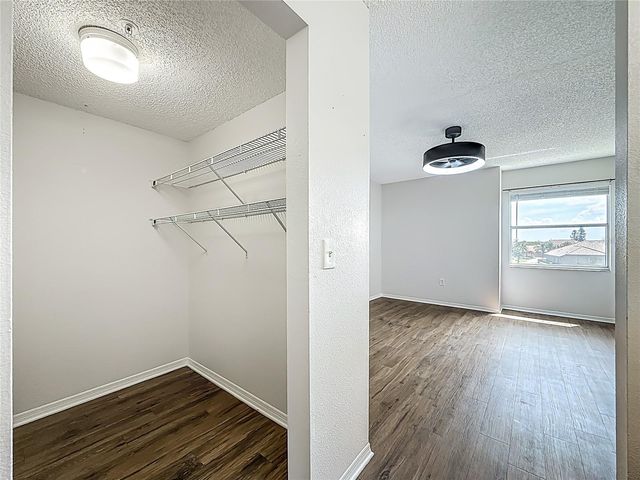 2400 FEATHER SOUND DRIVE 933, Clearwater, FL 33762