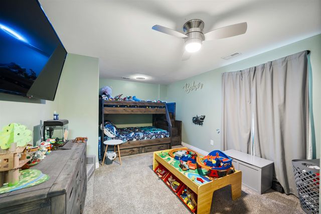 1902 E Highridge St, Park City, KS 67219