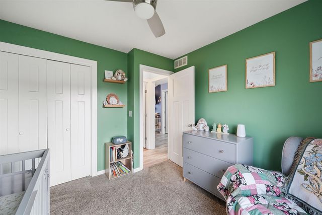 1902 E Highridge St, Park City, KS 67219