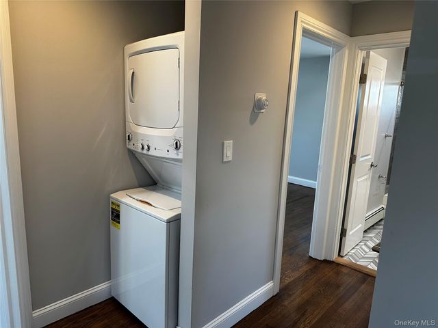 56 Marwood Road N 2nd Fl, Port Washington, NY 11050