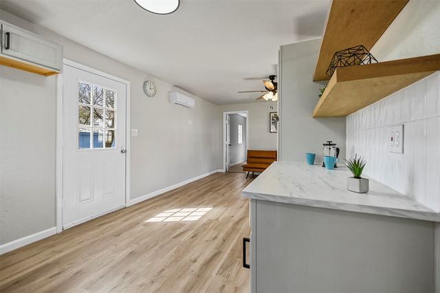 88 Live Oak Street, Alvarado, TX 76009