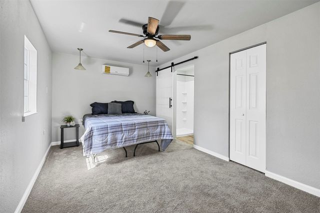 88 Live Oak Street, Alvarado, TX 76009