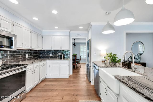 207 River Drive, Southport, NC 28461