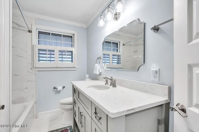 207 River Drive, Southport, NC 28461