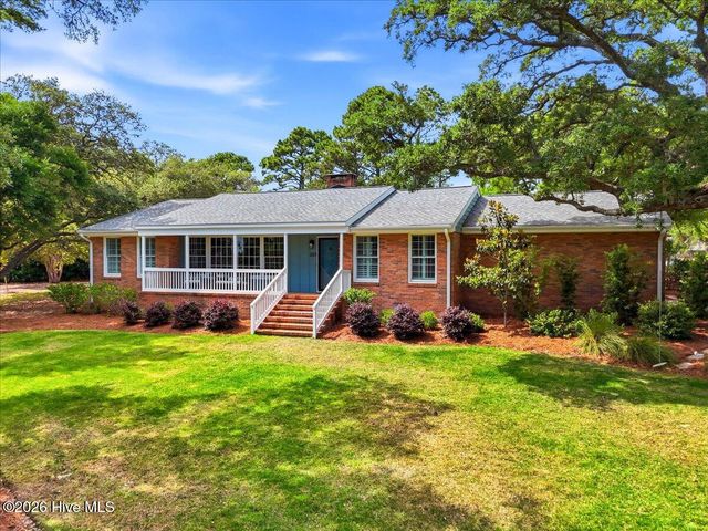 207 River Drive, Southport, NC 28461