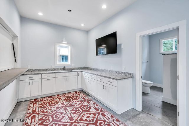 207 River Drive, Southport, NC 28461
