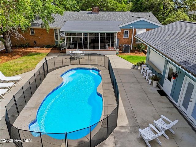 207 River Drive, Southport, NC 28461
