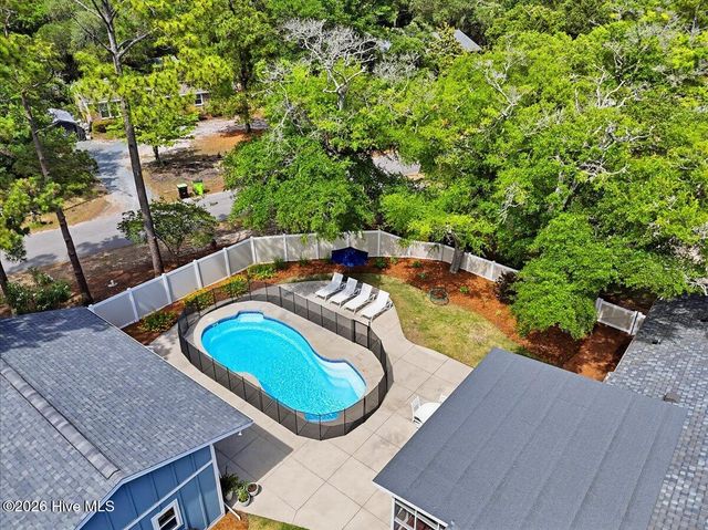 207 River Drive, Southport, NC 28461