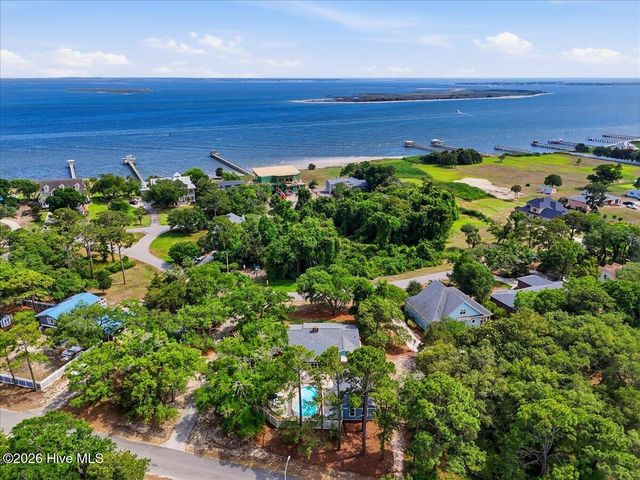 207 River Drive, Southport, NC 28461