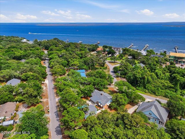 207 River Drive, Southport, NC 28461