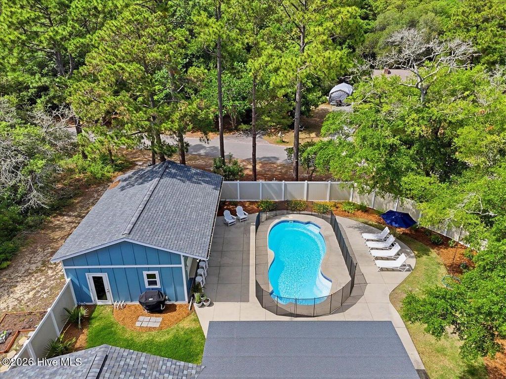 207 River Drive, Southport, NC 28461