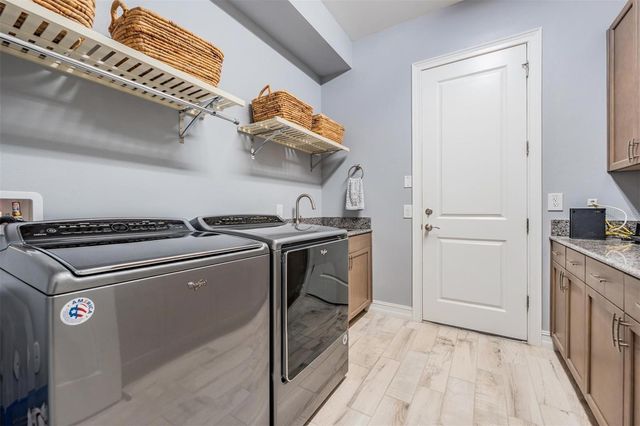 28700 CORBARA PLACE, Wesley Chapel, FL 33543