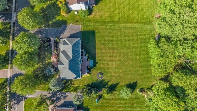 25 Solomon Dr, Bridgewater Twp., NJ 08807