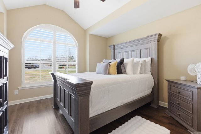 1101 Evening Sunset Circle, Redfield, AR 72132