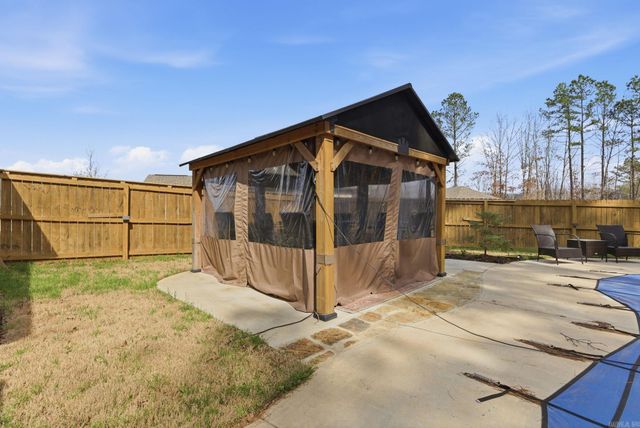 1101 Evening Sunset Circle, Redfield, AR 72132