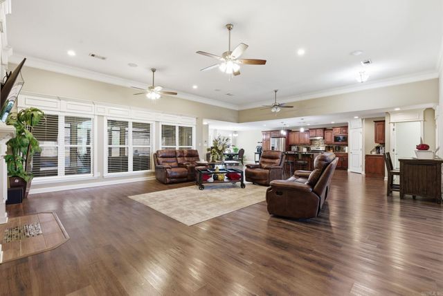 1101 Evening Sunset Circle, Redfield, AR 72132