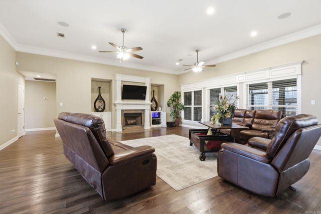 1101 Evening Sunset Circle, Redfield, AR 72132